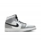 Air Jordan 1 Mid grigio fumo chiaro