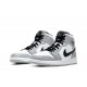 Air Jordan 1 Mid grigio fumo chiaro